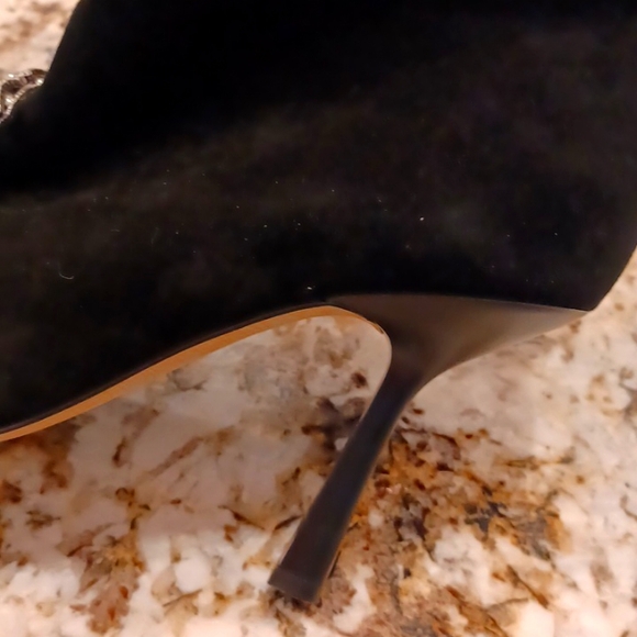 Gianni Bini Dalton Black Suede High Heeled Booties Crystal Bows SZ 6, 10, 11 - Picture 13 of 16